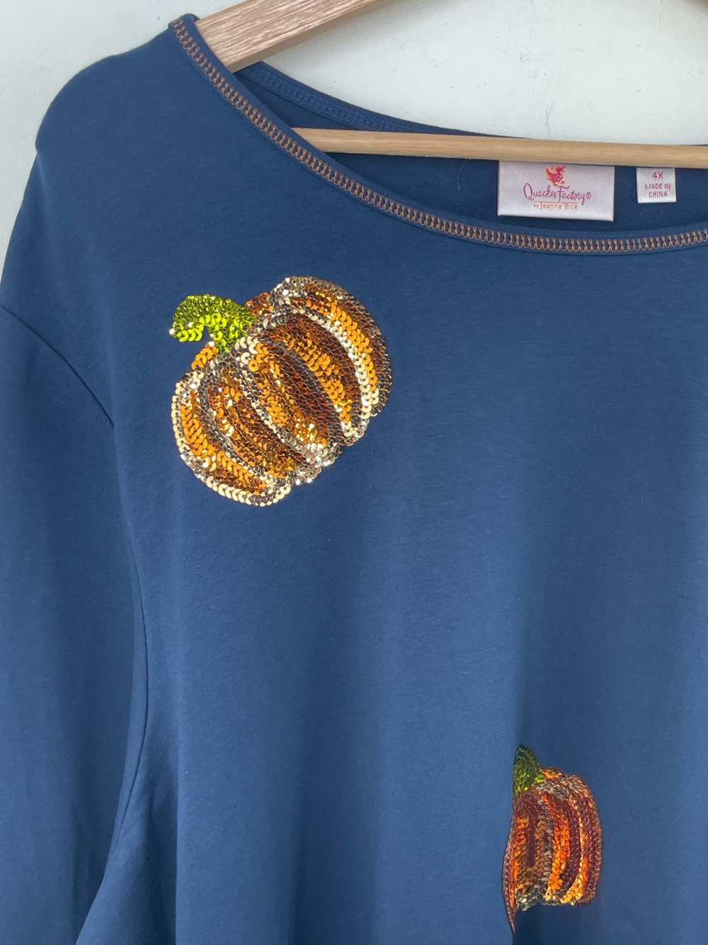 Quacker Factory Kisses of Autumn Sequin French Terry Top Pumpkins size 2X - Picture 5 of 16